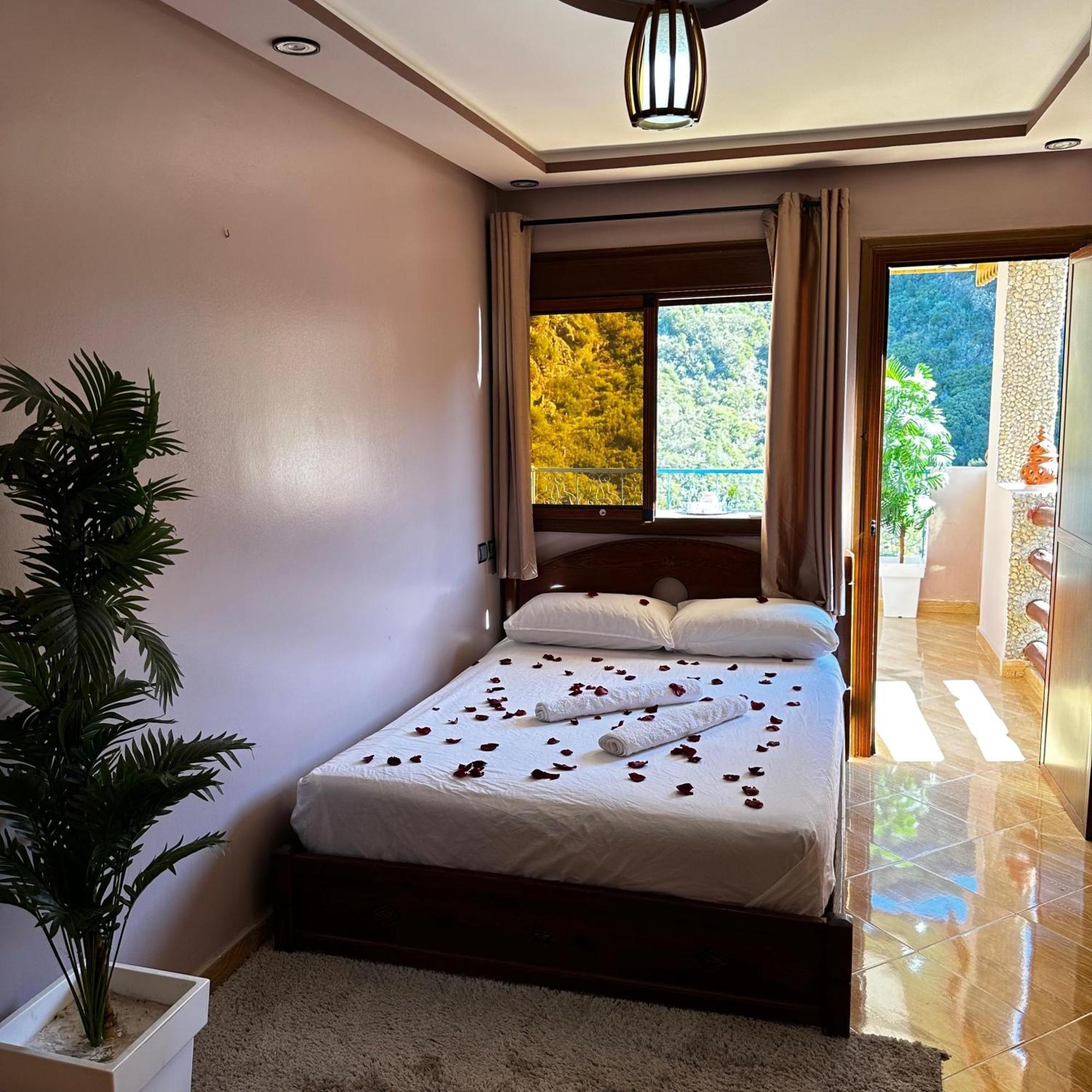 Hotel Nabil Akchour Екстериор снимка
